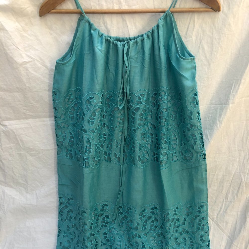 NWT- Bcbgmaxzaria Aqua Mini dress Sz xS